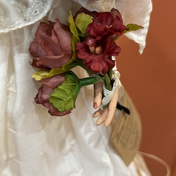 Yesterday’s child… the Doll Collection - Picture 5 of 7